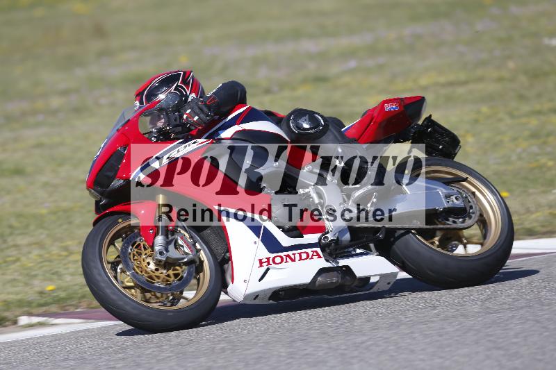 /05 07.04.2026 Cornu Master School ADR/Gruppe gruen/5